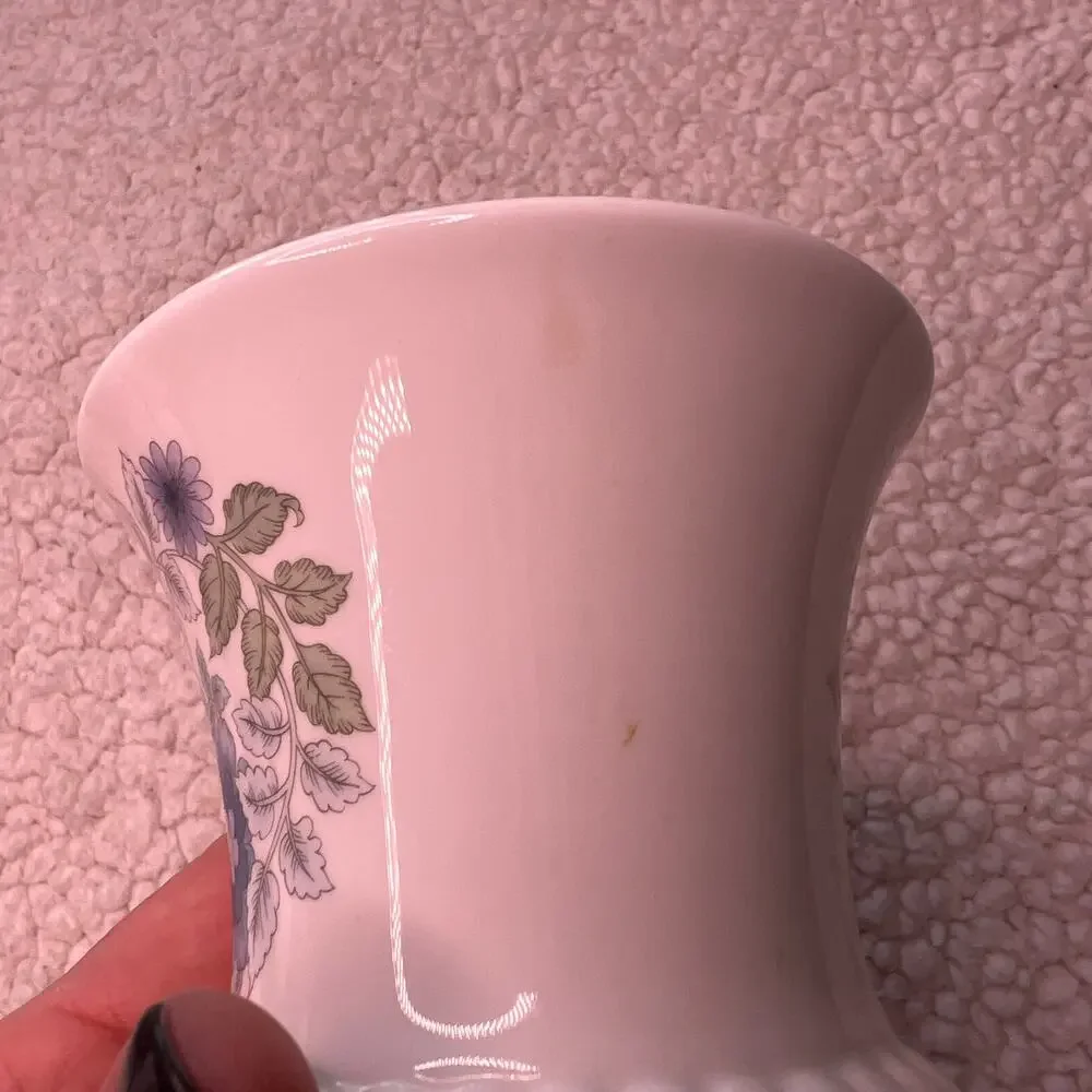 Wedgewood Bone China Clementine Unhandled Vase Incl Box